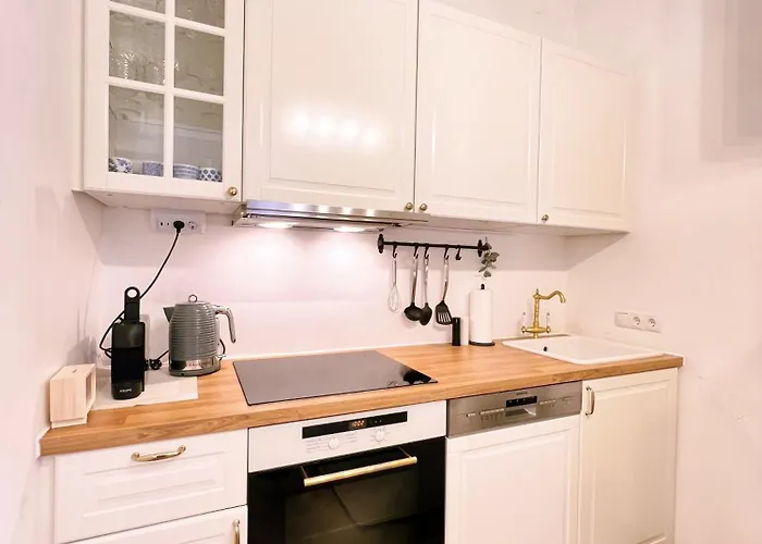 Altbaucharme Direkt Im Zentrum * Грац